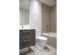 Bathroom 2 (Sun 206-5687G)