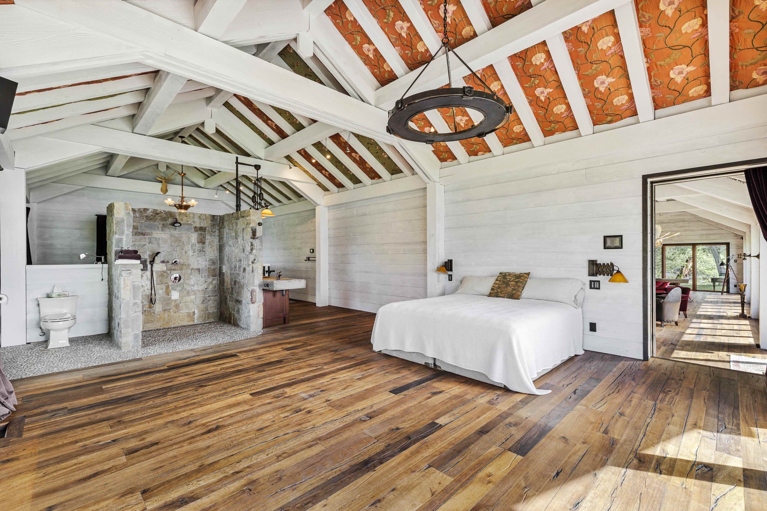 41 – 810-sunset-dr-12