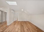 962 E 13th Ave Vancouver Upper Suite 02