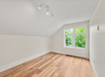 962 E 13th Ave Vancouver Upper Suite 10